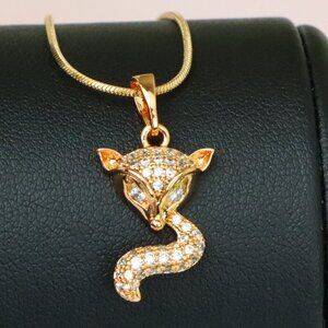 "Crystal Fox Design Rose Gold Pendant – Sparkling, XPPT1565